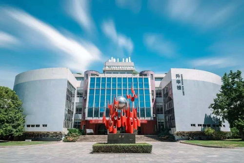 這5所大學(xué)合并學(xué)校眾多,中南大學(xué)實力大增,吉大卻不見起色